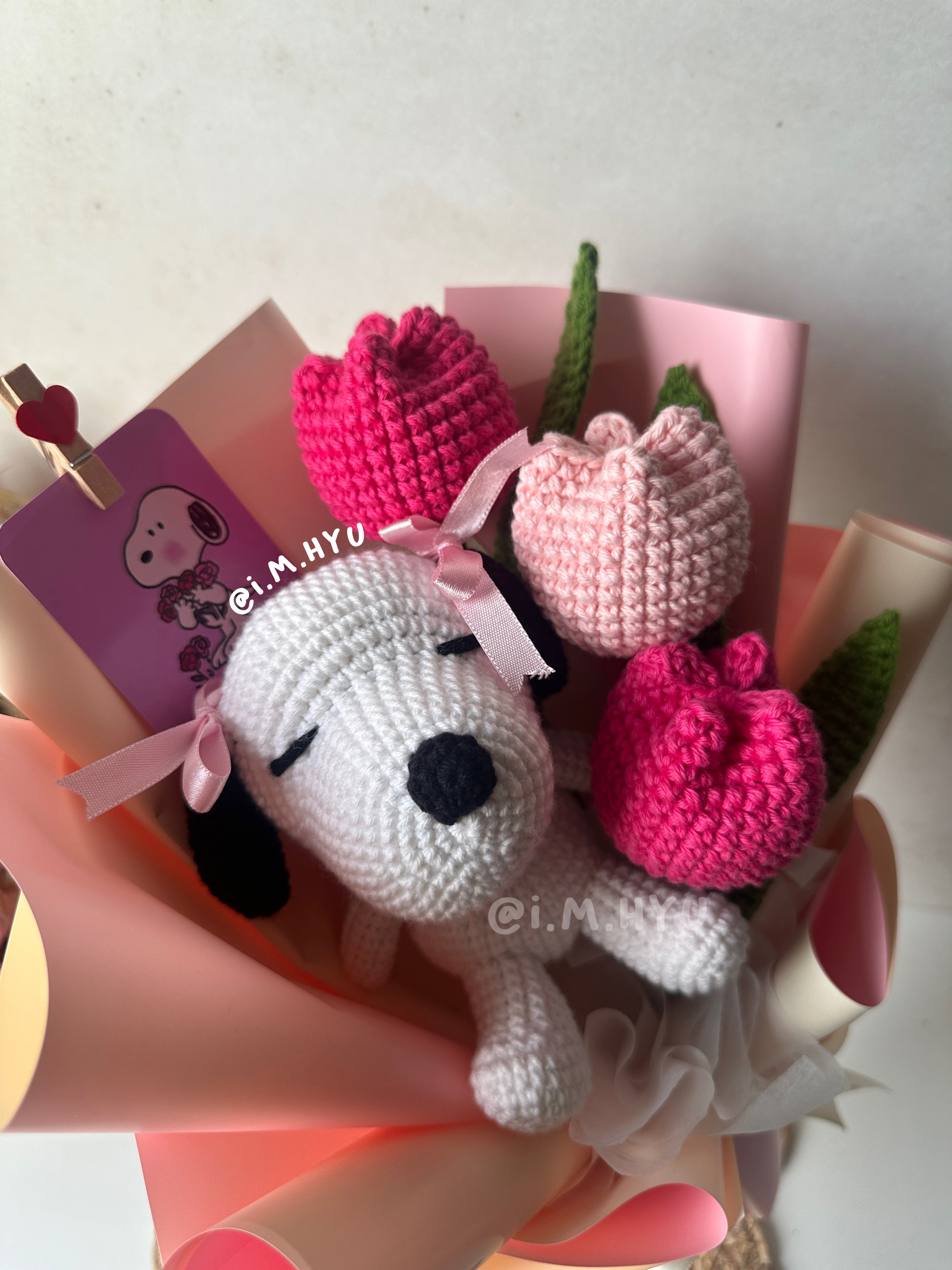 RAMO SNOPPY + TULIPANES