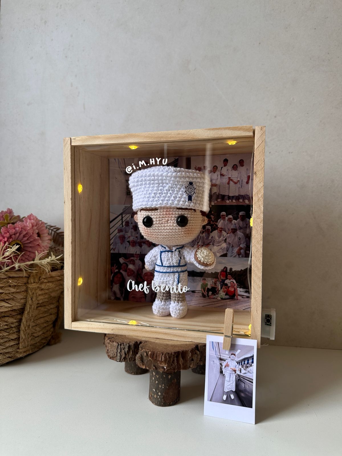 CHEF EN CUADRO DE PINO