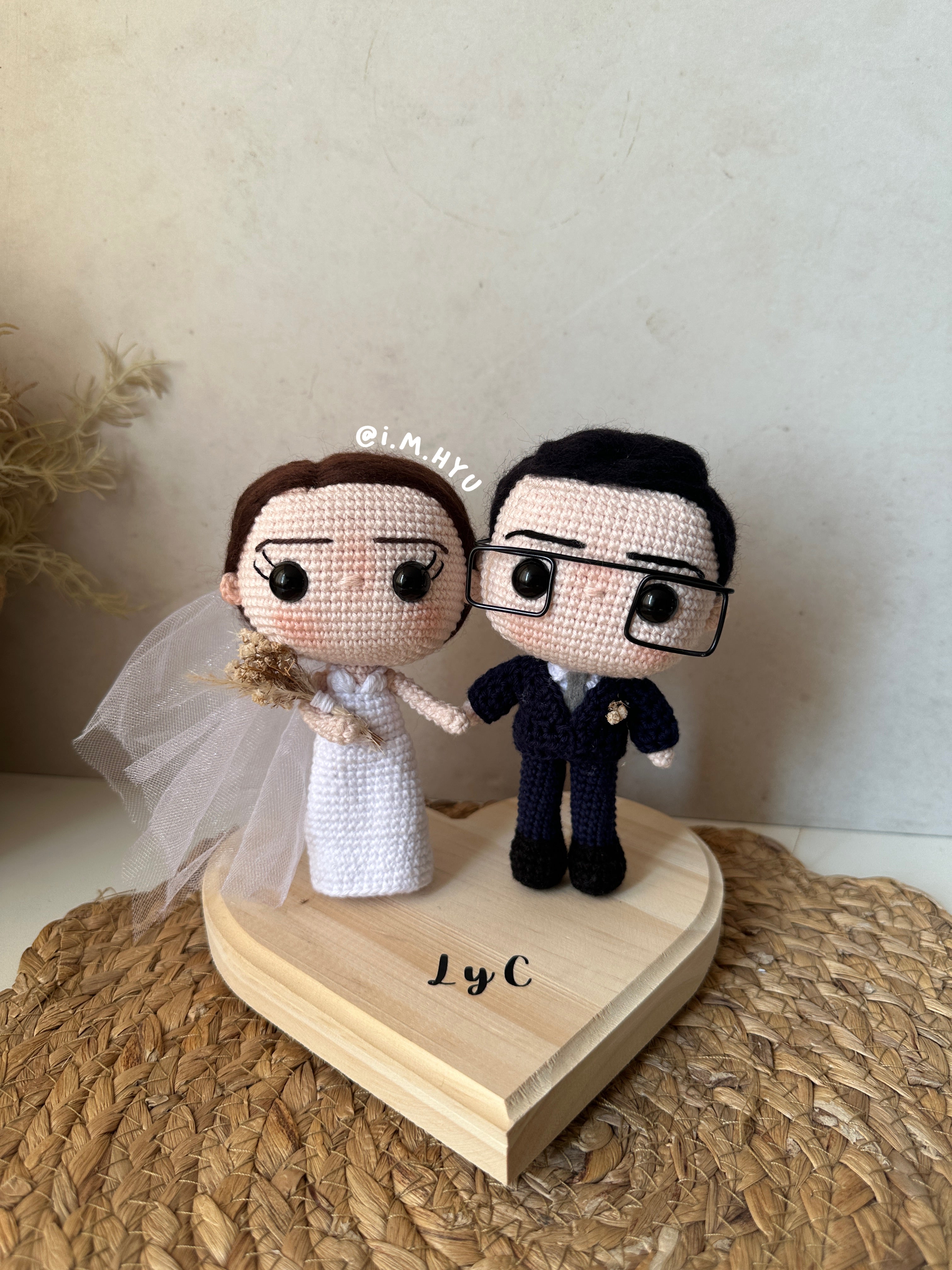 PAREJA DE CASADOS