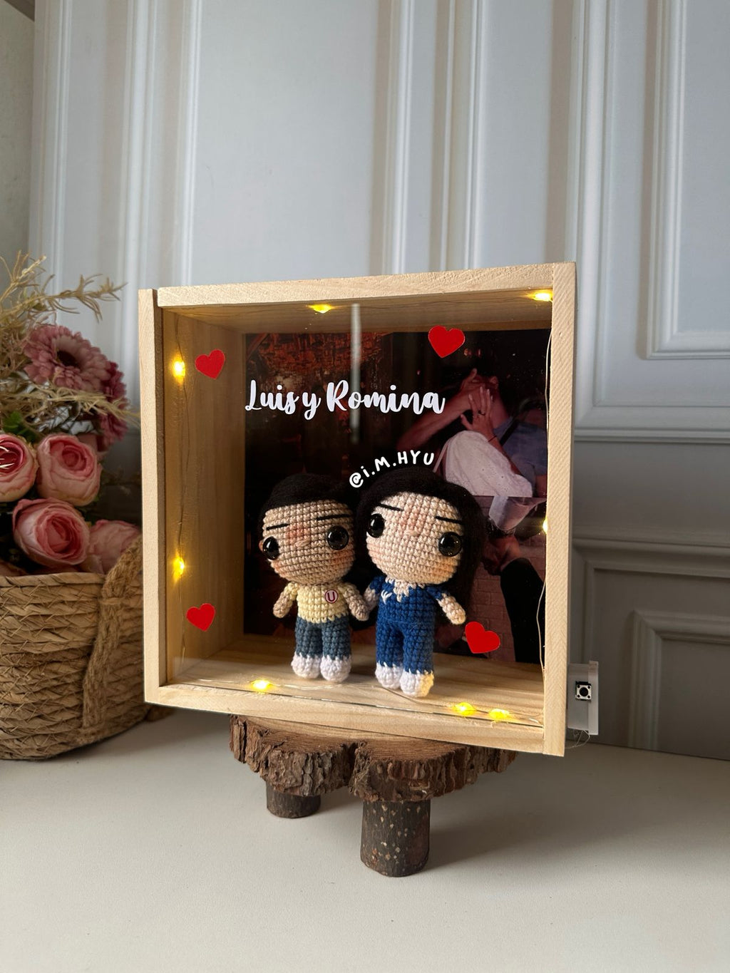 MINI PAREJA EN CUADRO